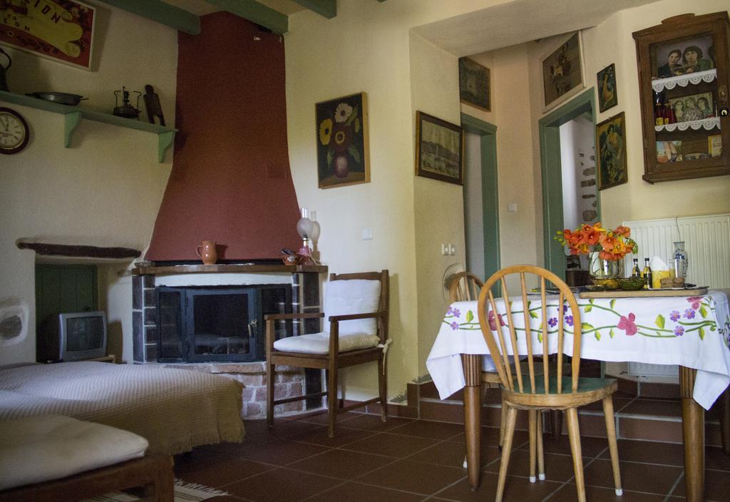 Apartamento Efipoi Pinakátai Exterior foto