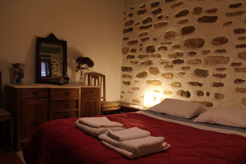 Apartamento Efipoi Pinakátai Exterior foto